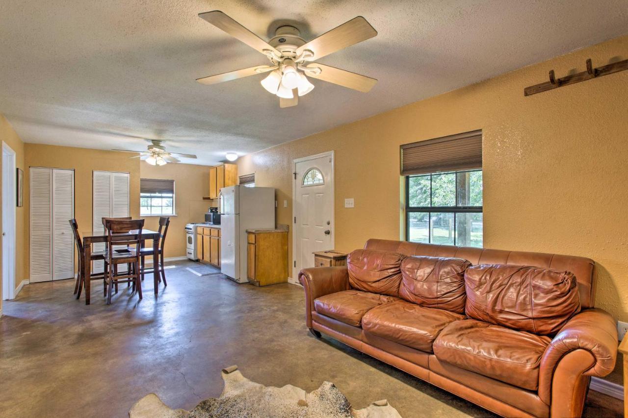 Texas Cabin On 130 Acres Walk To Lake Ray Roberts Collinsville Zewnętrze zdjęcie