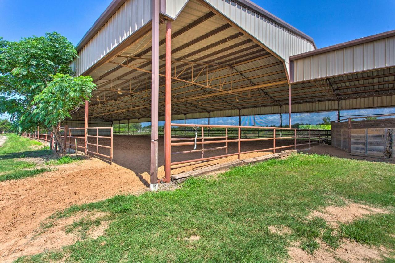 Texas Cabin On 130 Acres Walk To Lake Ray Roberts Collinsville Zewnętrze zdjęcie